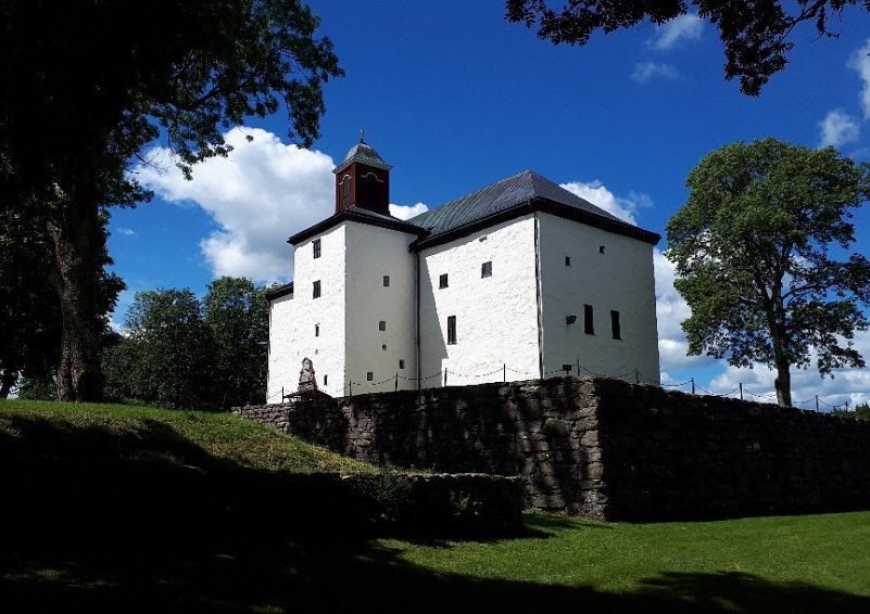 Torpa Stenhus, Sweden